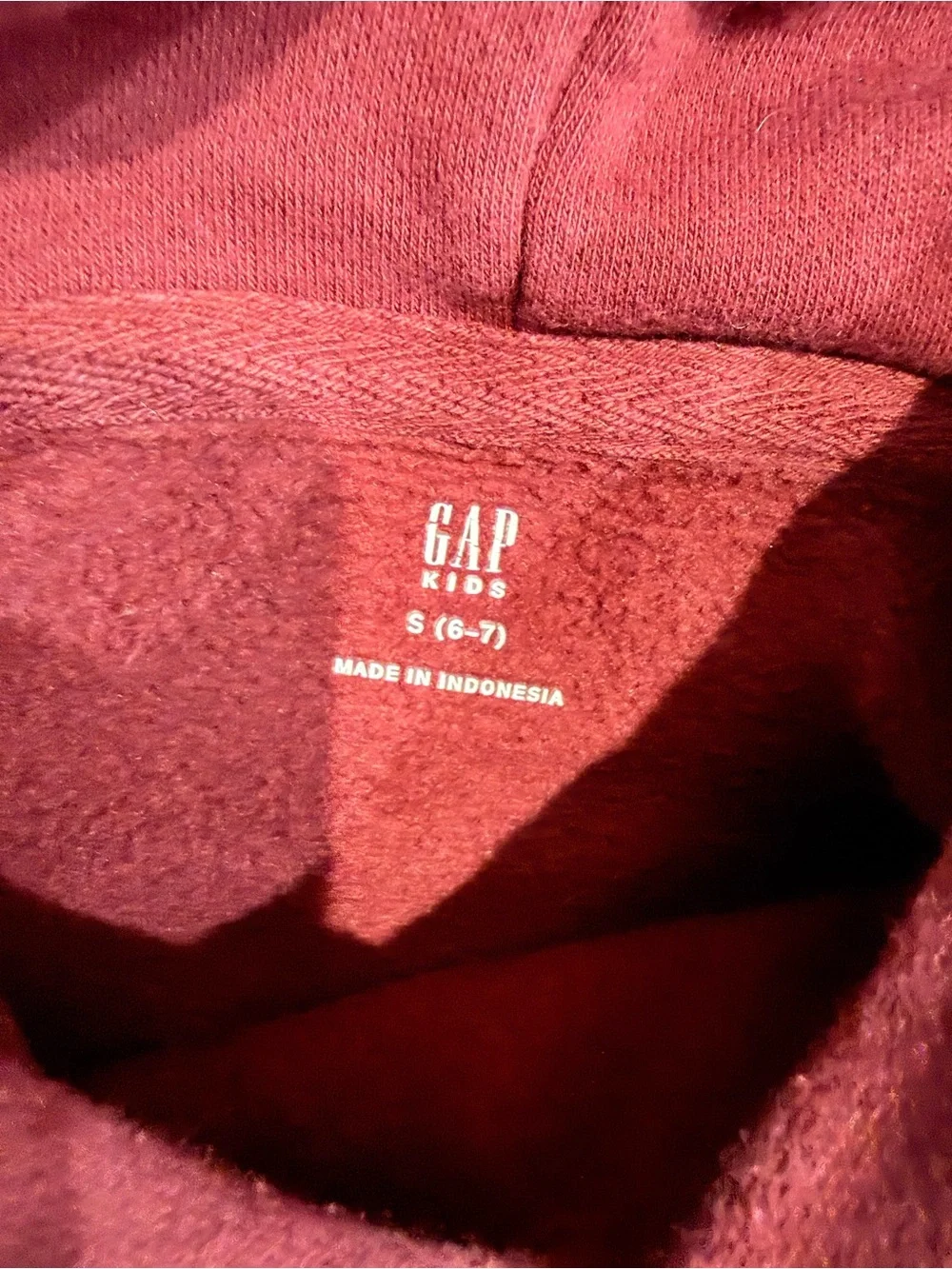 Boys GAP Kids Burgundy Athletic Hoodie with White Logo size small (6/7)